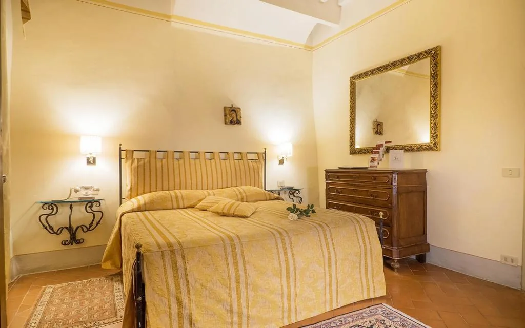 Camera Economy Matrimoniale/Doppia con Letti Singoli — Hotel San Michele