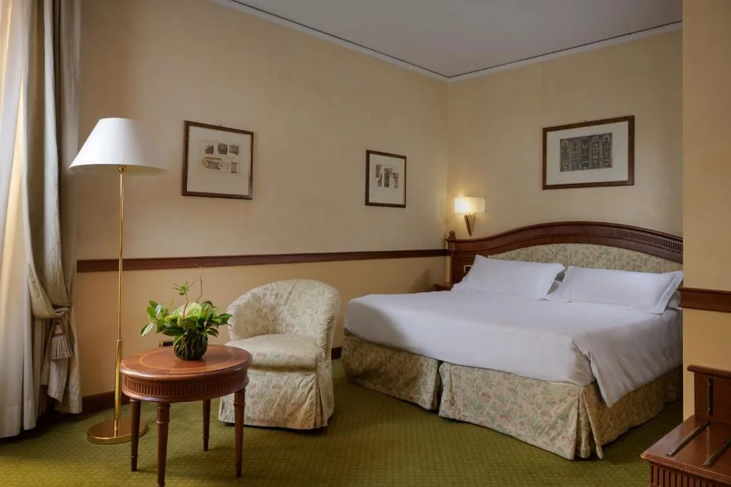 Camera Executive Matrimoniale/Doppia con Letti singoli — Hotel degli Orafi