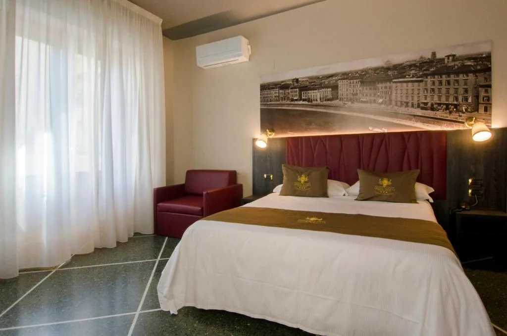 Camera Familiare (2 Adulti + 1 Bambino) — Hotel Maria