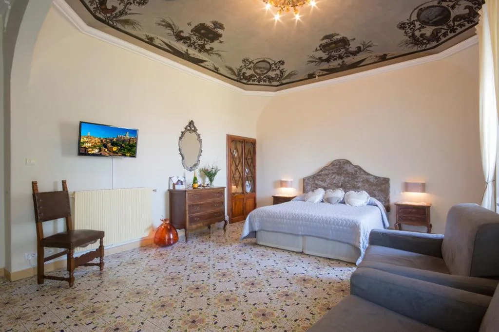 Family Room (2 Adults + 2 Children) — B&B Pantaneto – Palazzo Bulgarini