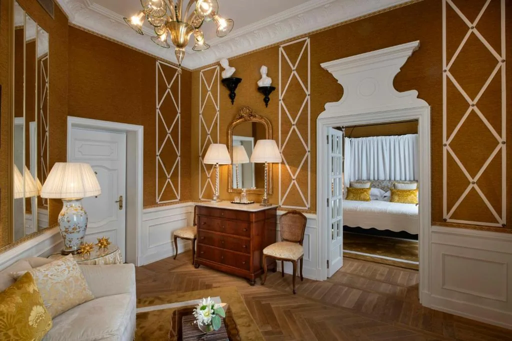 Family Room (2 Adults + 2 Children) — Helvetia&Bristol Firenze – Starhotels Collezione