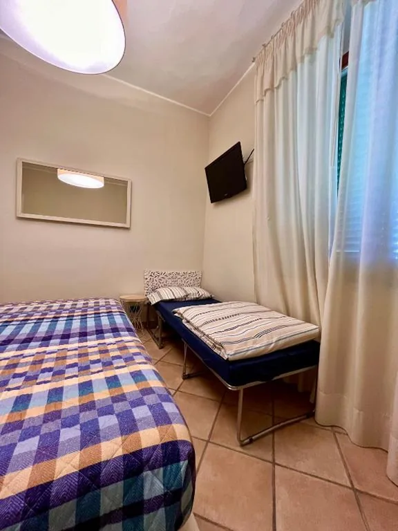 Large Family Room — Albergo Africa