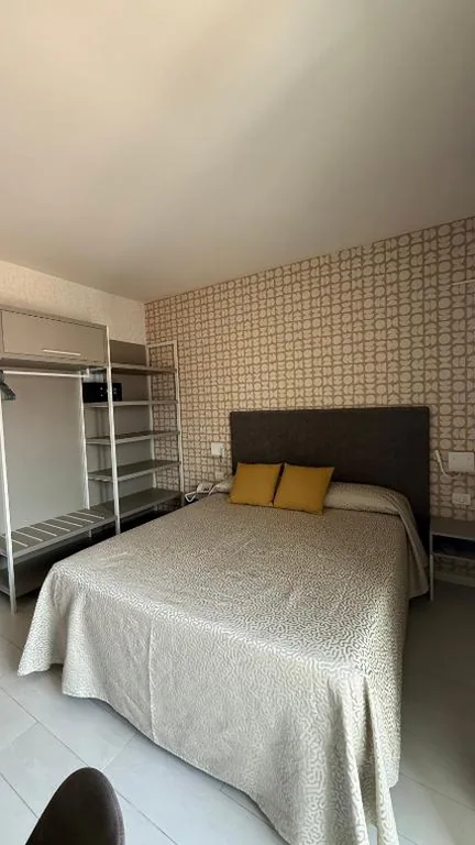 Camera Familiare con Bagno in Comune — Hotel Pardini