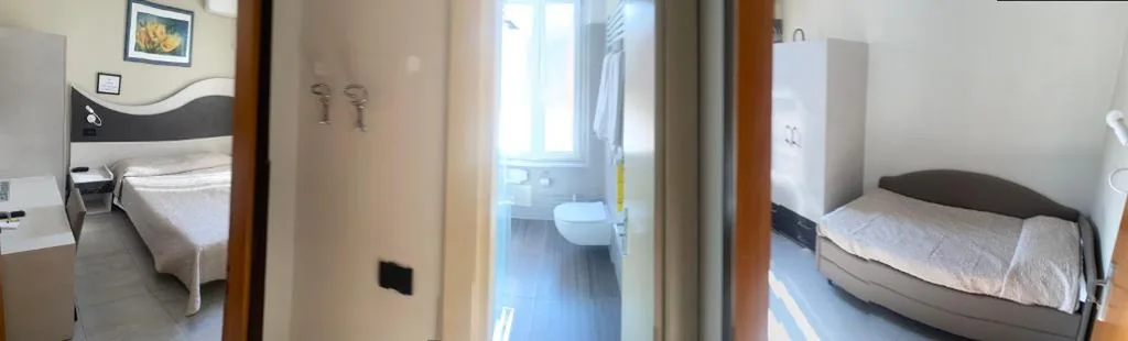 Camera Familiare con Bagno Privato — Hotel Roma
