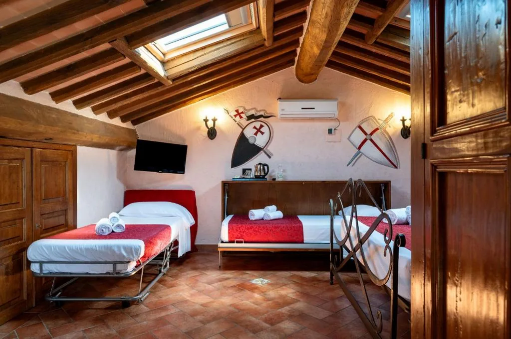 Family Room with Terrace — Castello dei Templari