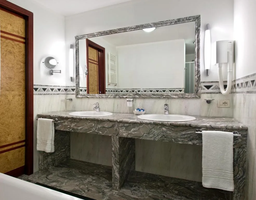 Family Room with Terrace and Sea View — Versilia Palace Hotel