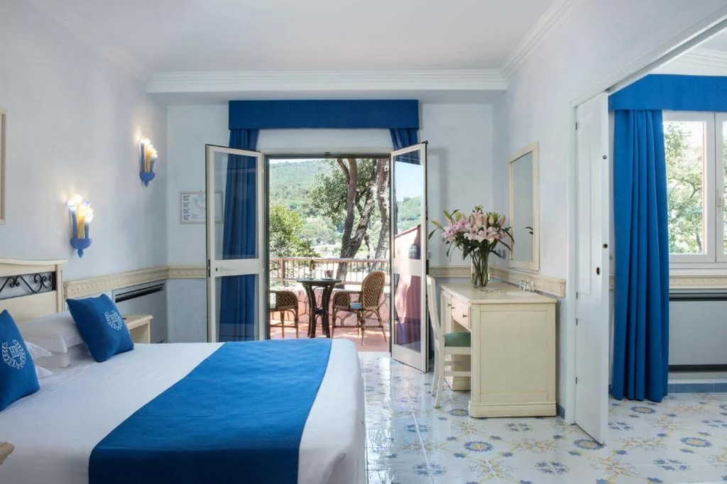 Camera Familiare con Vista Mare — Hotel Hermitage