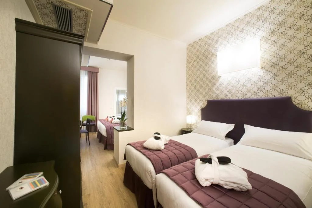 Deluxe Family Room — Hotel Montreal