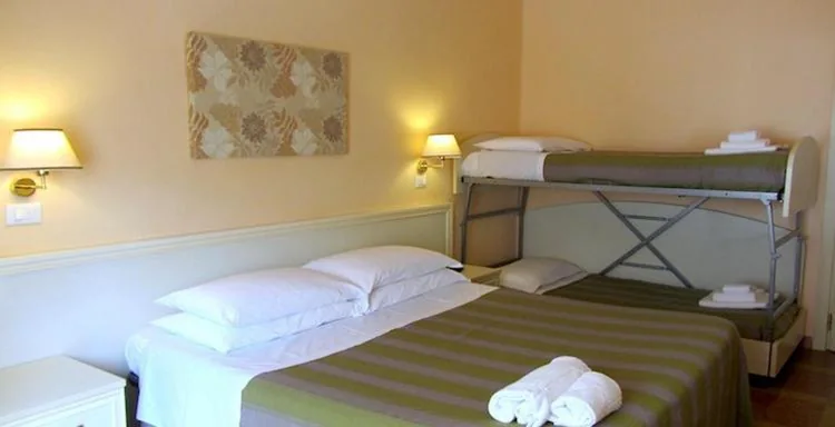Standard Family Room — Hotel Ausonia