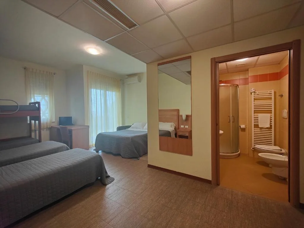 Standard Family Room — Hotel Foresteria