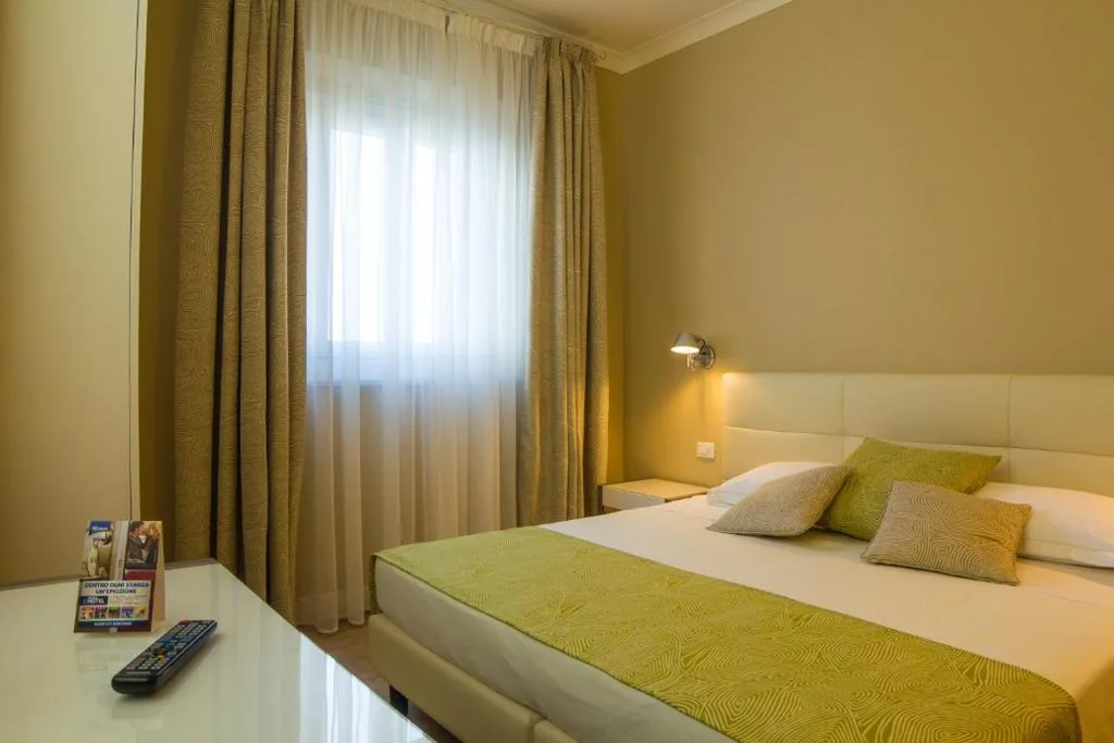 Superior Family Room with Sea View — Hotel Universal