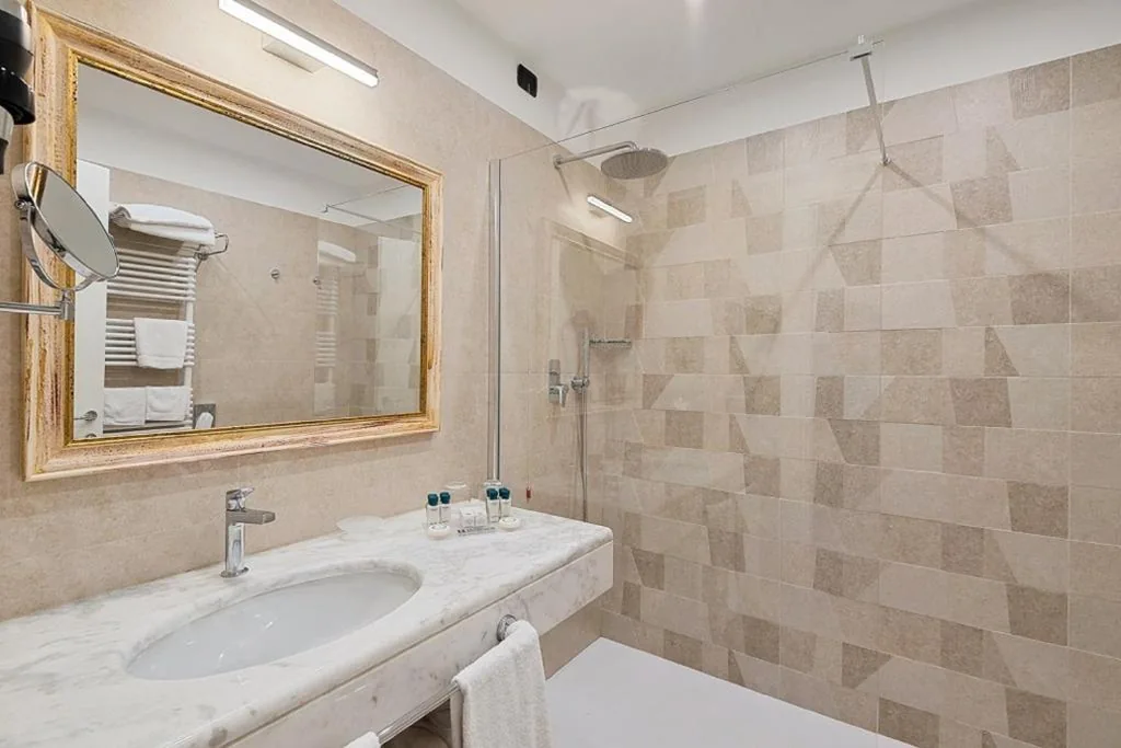 Superior Family Room — Hotel Excelsior