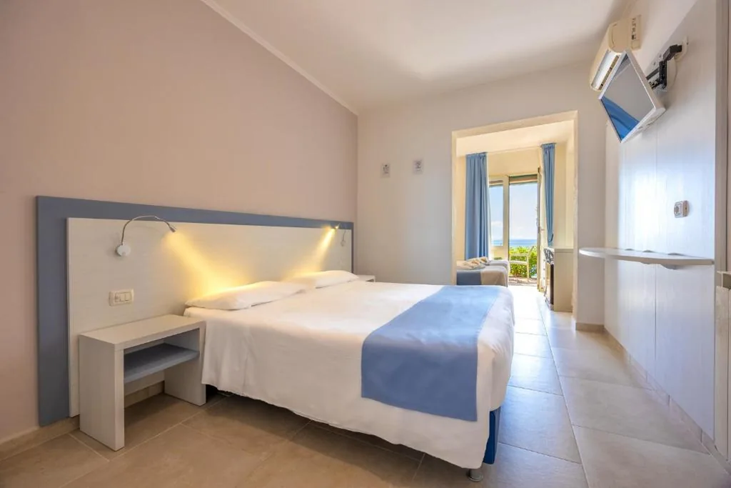 Superior Family Room — Hotel Paradiso