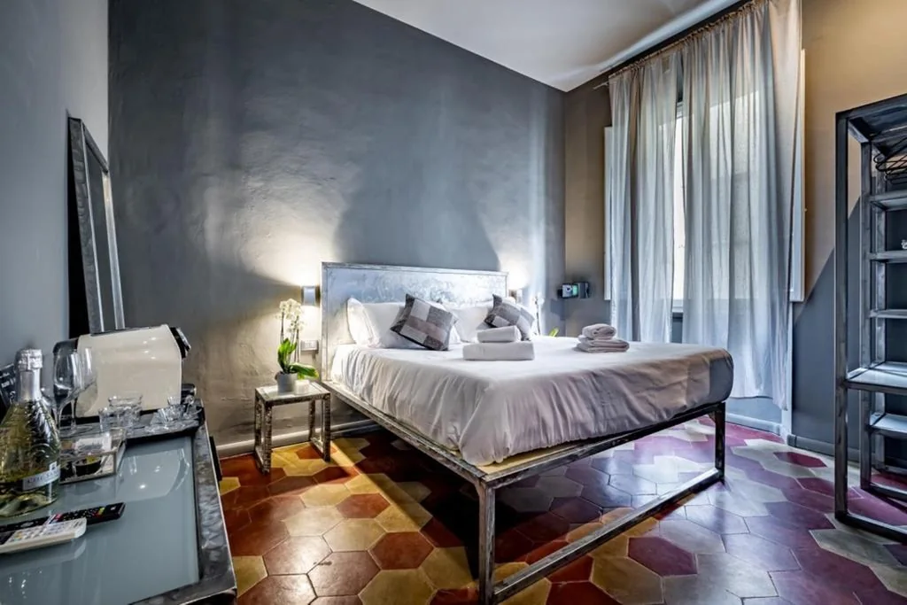 Superior Family Room — Mama’s Home Florence