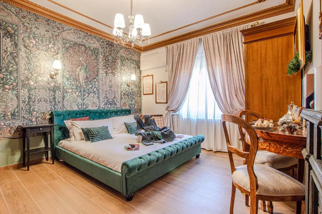 Camera King con Vista Giardino — Altalena Luxury Rooms and Spa