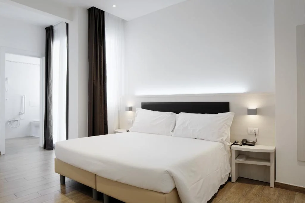 Camera King Deluxe — Hotel Cantoria