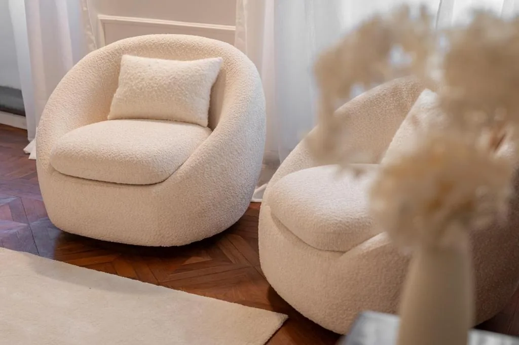 Deluxe King Room — La Casa di Liszt – Luxury Suites