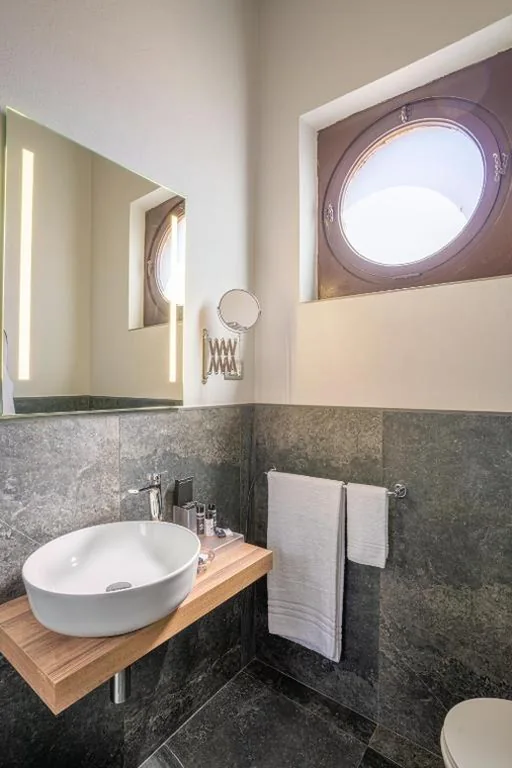 Deluxe King Room — The Rif – Boutique Hotel