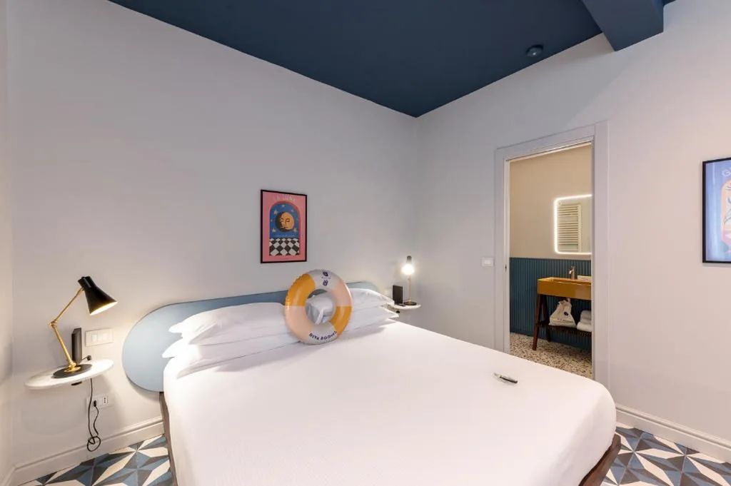 Standard King Room — Riva Rooms
