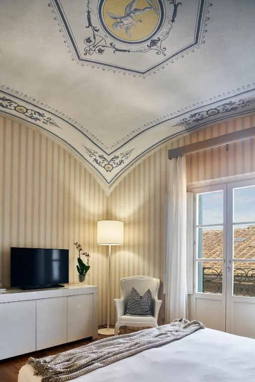 Superior King Room — B&B Le Logge Luxury Rooms