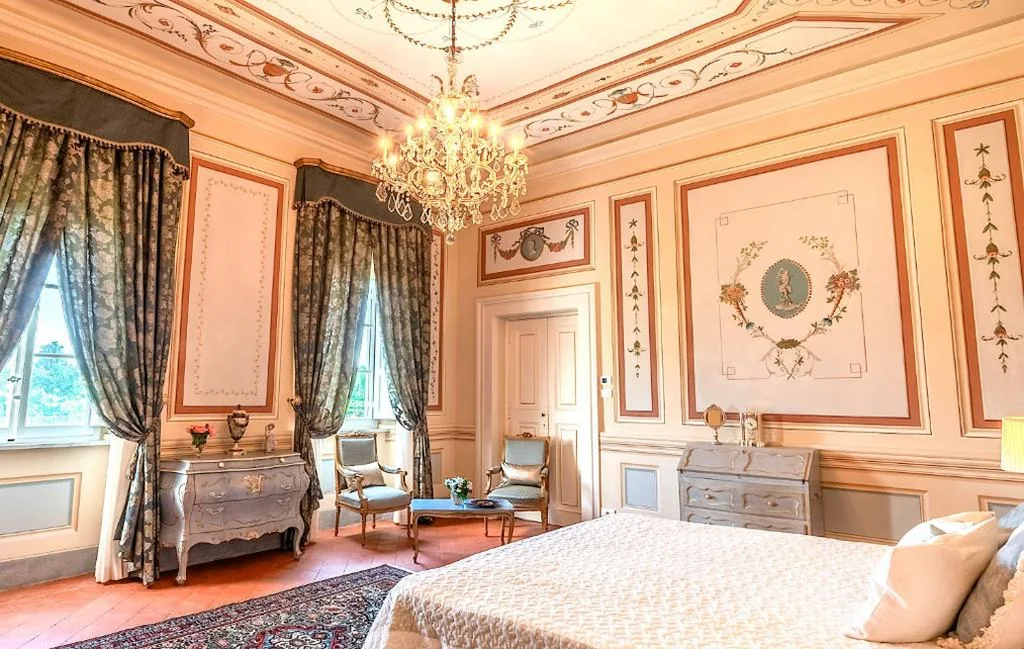 Superior King Room — Villa La Preziosa