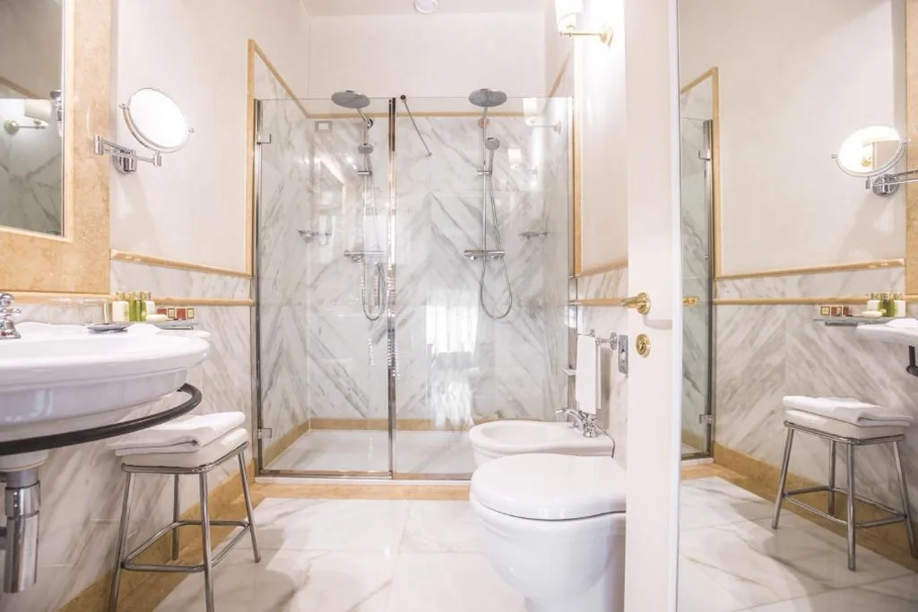 Luxury Twin Room — Golden Tower Hotel & Spa