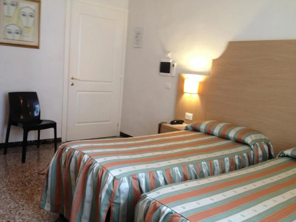 Double Room — Albergo Giugni