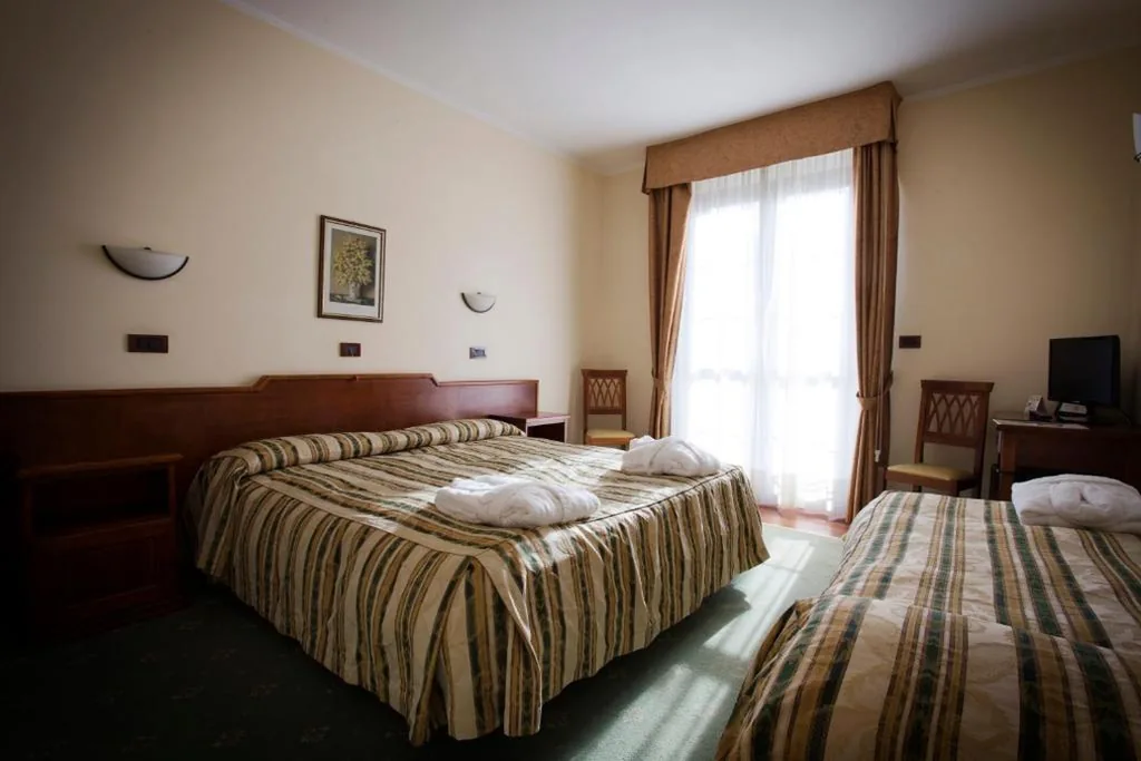 Camera Matrimoniale — Albergo Ristorante San Biagio