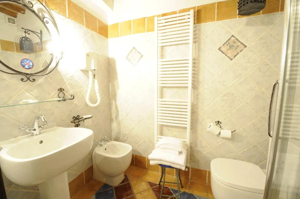 Camera Matrimoniale — Antica Corte dei Principi Charming Rooms