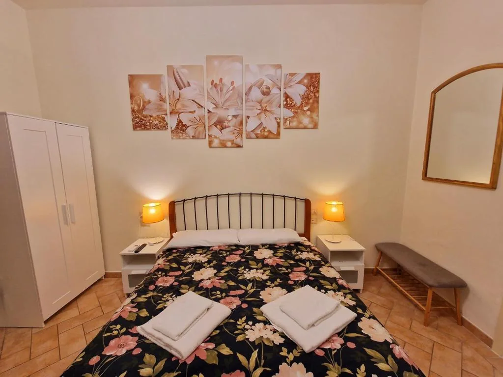 Double Room — Au jardin de Florence