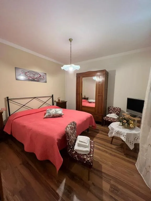 Camera Matrimoniale — B&B Locanda Sant’Antimo