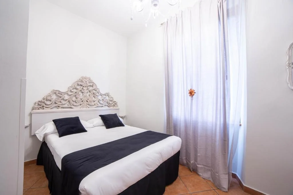 Budget Double Room — Residenza Florentia
