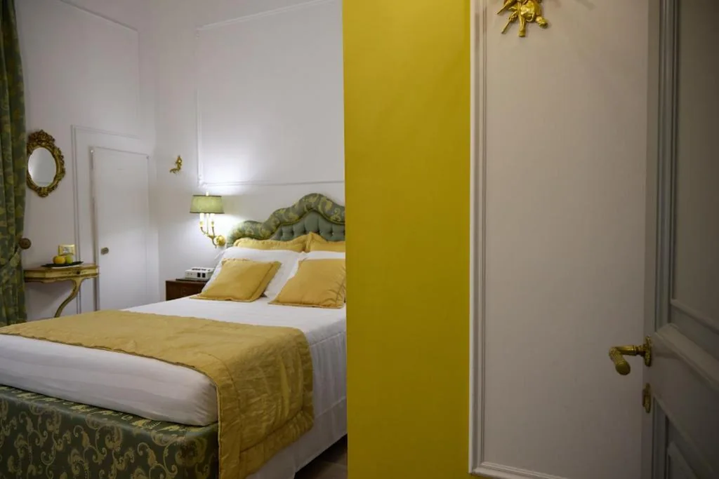 Budget Double Room — Stanze del David Place