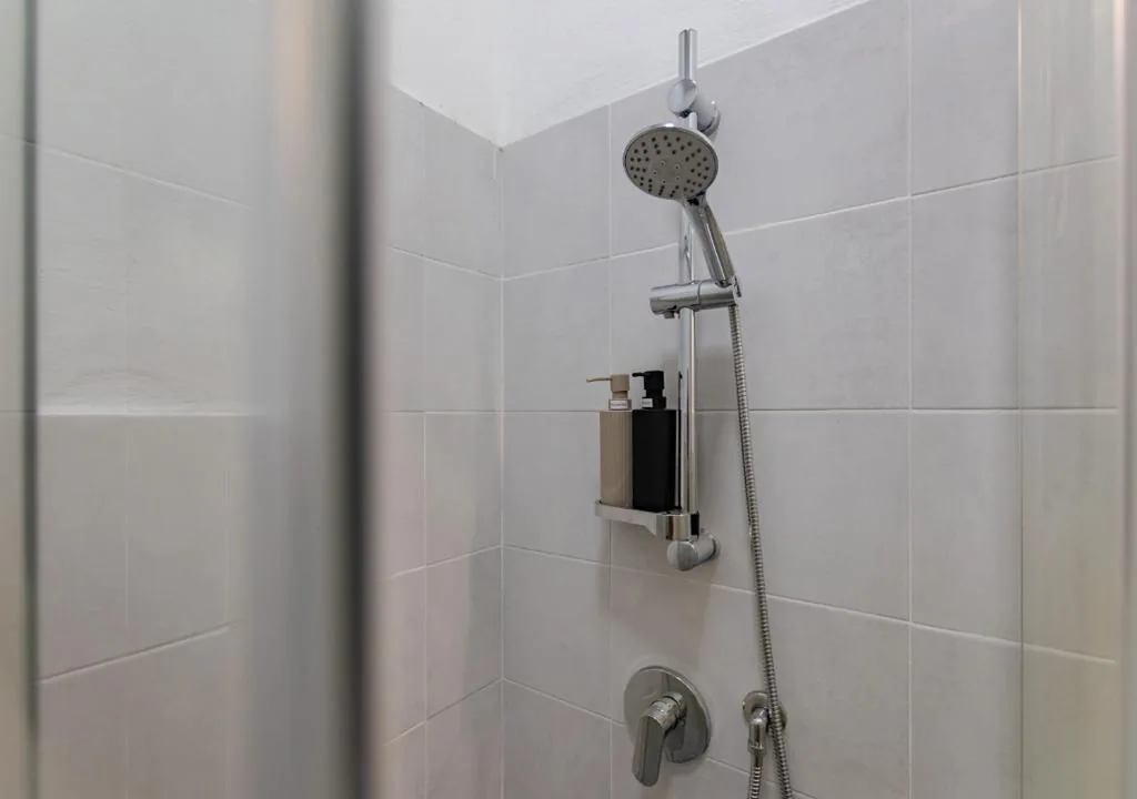Camera Matrimoniale Budget — Urban Guest House Livorno “Port Area”