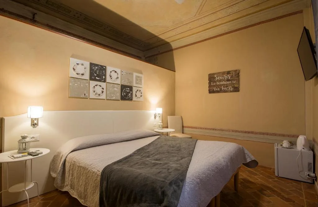Camera Matrimoniale Budget — Villa Sant’Andrea