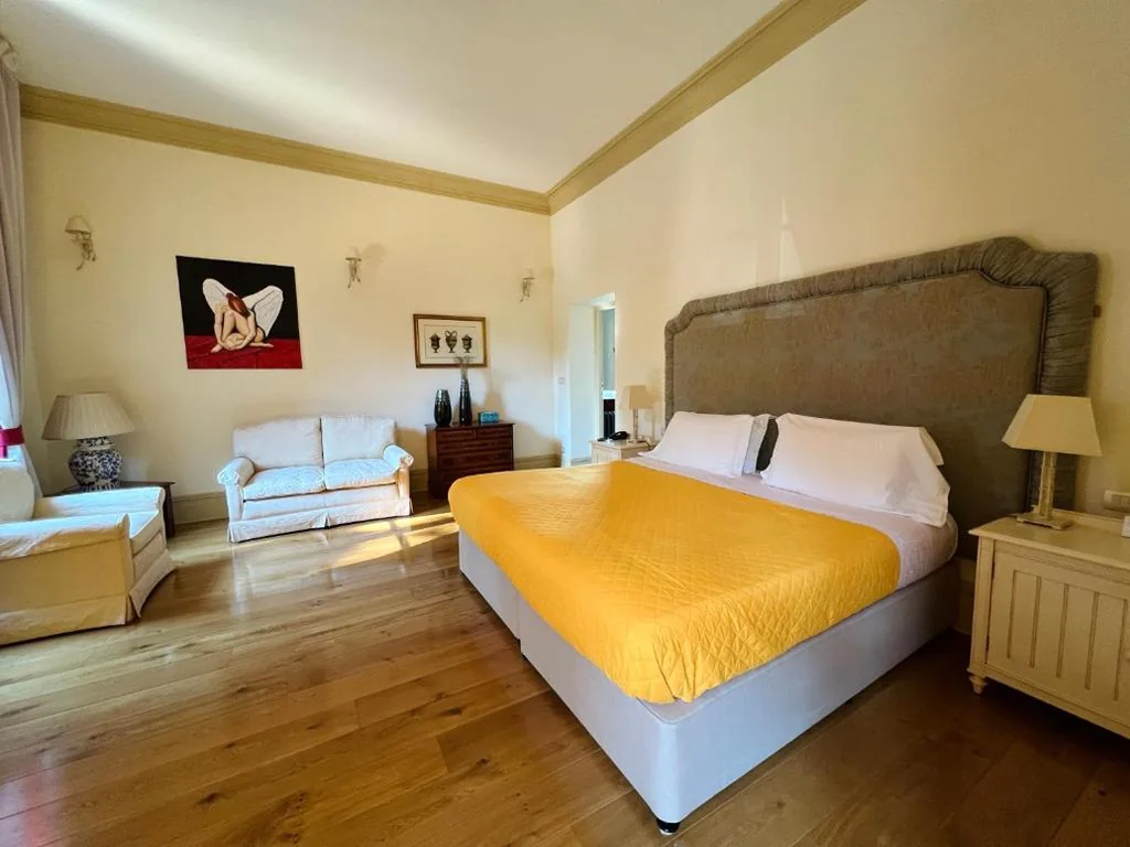 Camera Matrimoniale Classic con Balcone — Hotel Villa Casanova