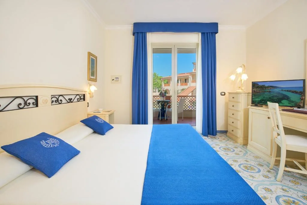 Classic Double Room — Hotel Biodola