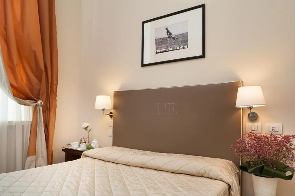 Camera Matrimoniale Classic — Hotel Executive