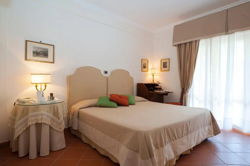 Camera Matrimoniale Classic — Hotel Villa Ottone