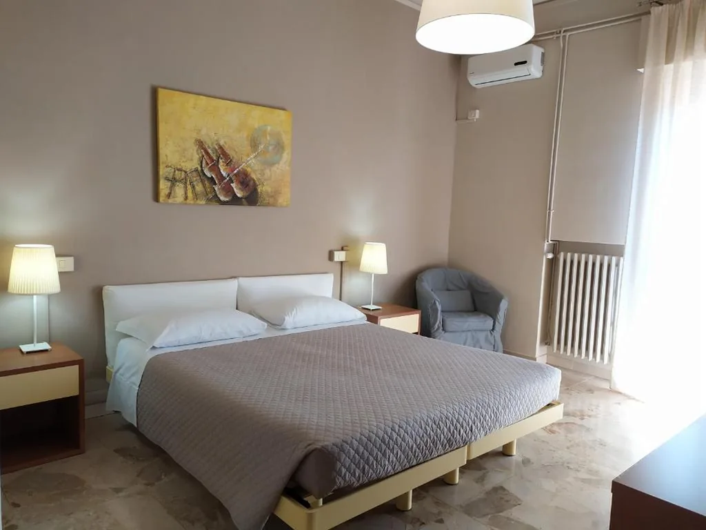 Comfort Double Room — B&B Cameracaffè Centro