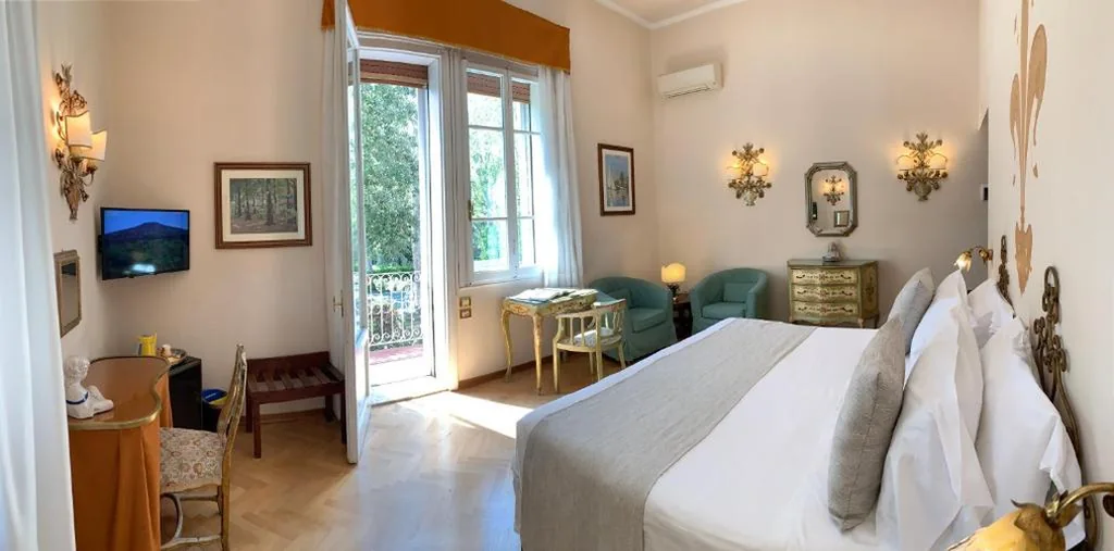 Comfort Double Room with Balcony — Hotel David