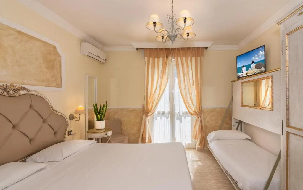Camera Matrimoniale Comfort — Hotel Tahiti