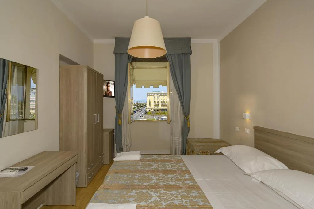 Camera Matrimoniale con Accesso Disabili — Hotel La Pace
