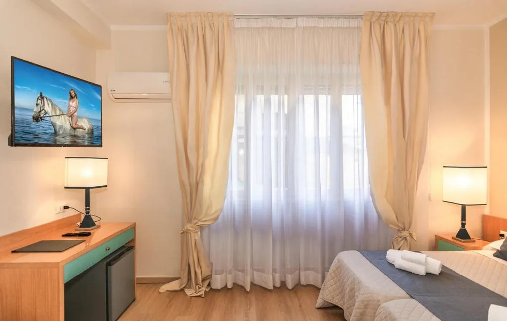Camera Matrimoniale con Accesso Disabili — Hotel Stella D’Italia