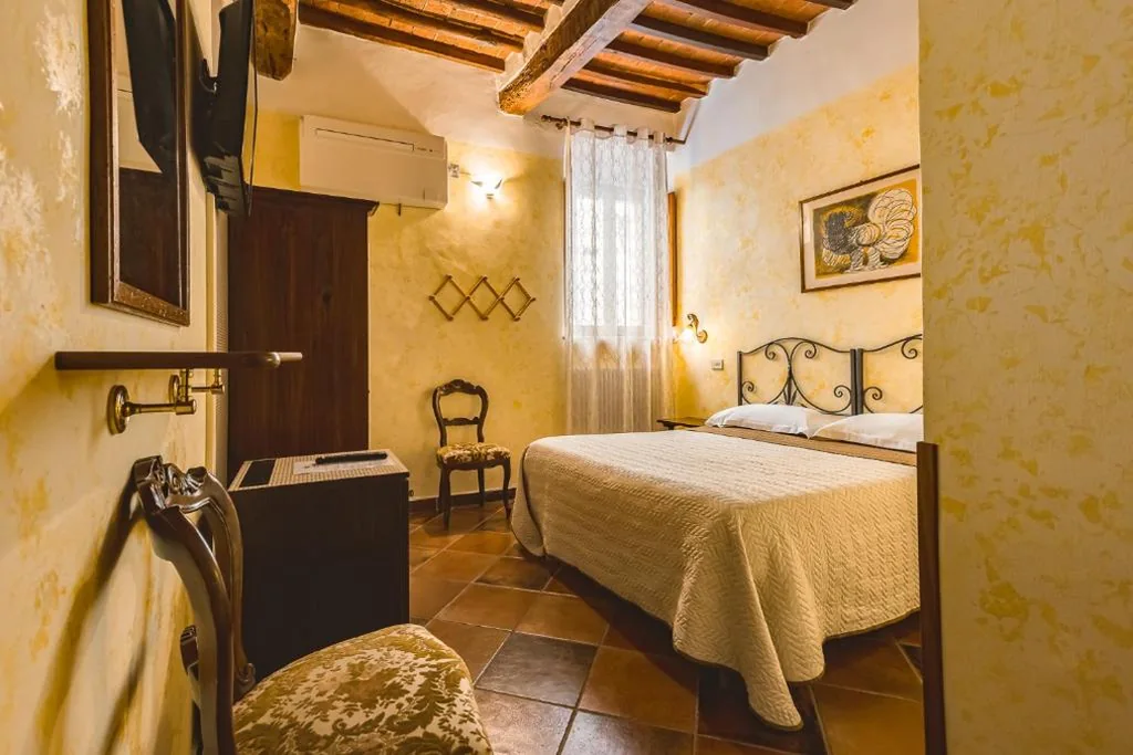 Double Room with Disabled Access — Meublè Evoè