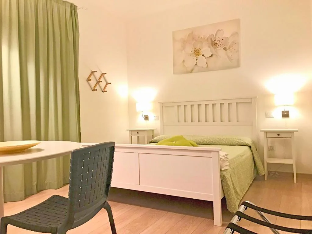 Camera Matrimoniale con Accesso Disabili — Petit Hotel