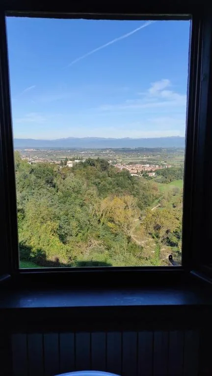 Camera Matrimoniale con Bagno in Comune — Dimora Sotto la Rocca