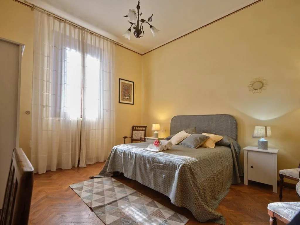 Double Room with Shared Bathroom — Villa Socini