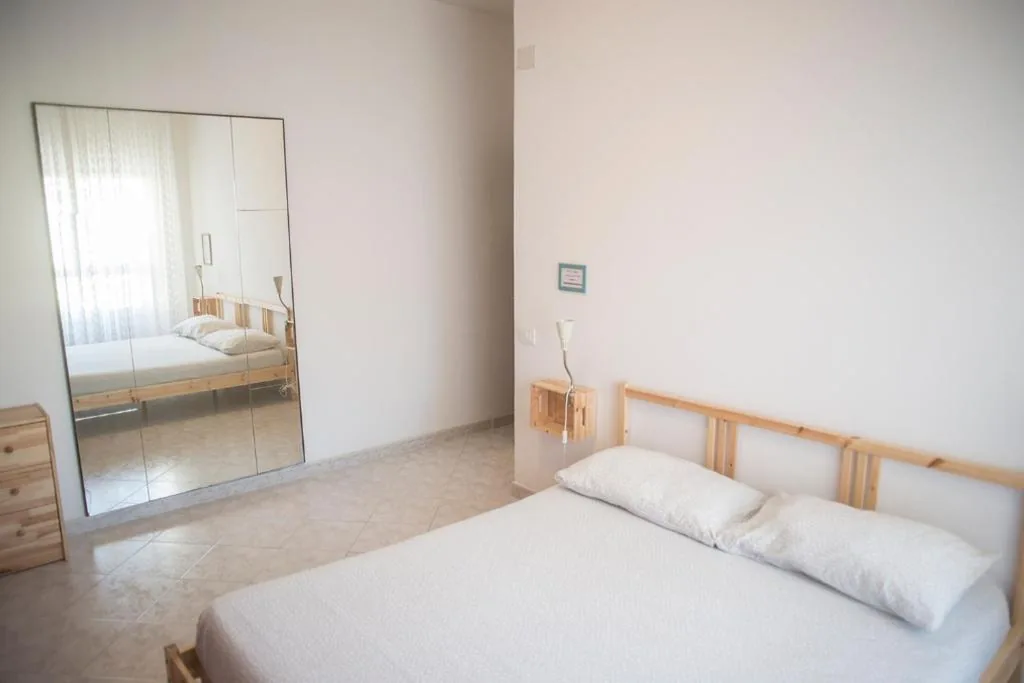 Camera Matrimoniale con Bagno Privato — Affittacamere ” Il Porto “