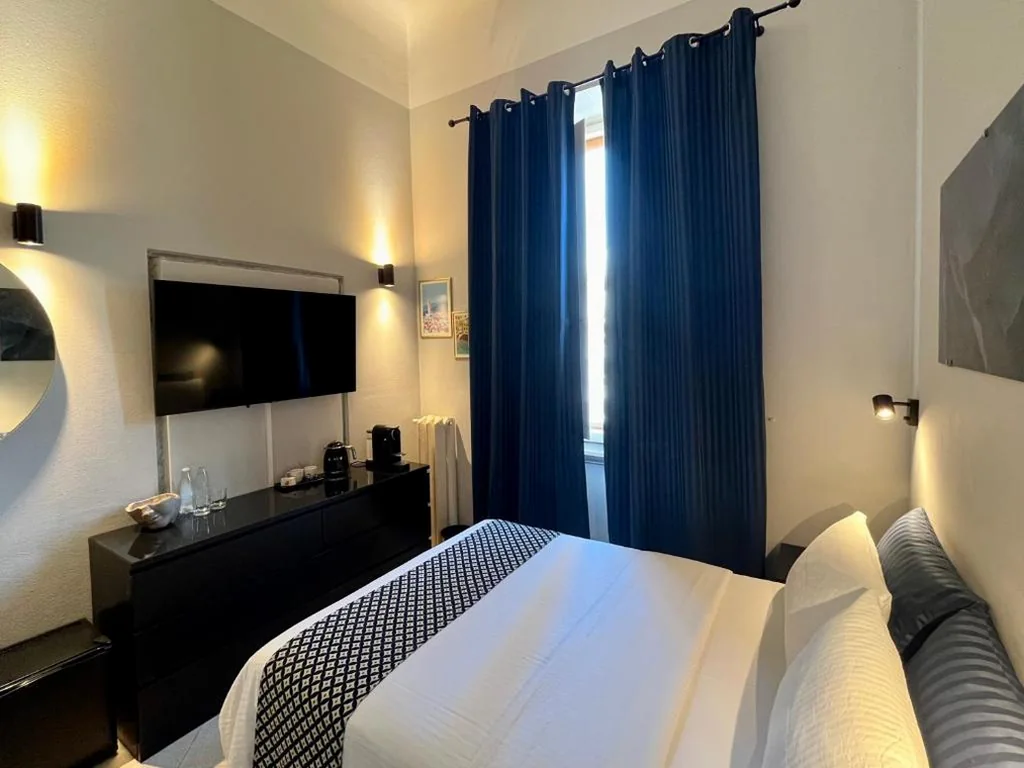 Double Room with Private Bathroom — Arno Boutique
